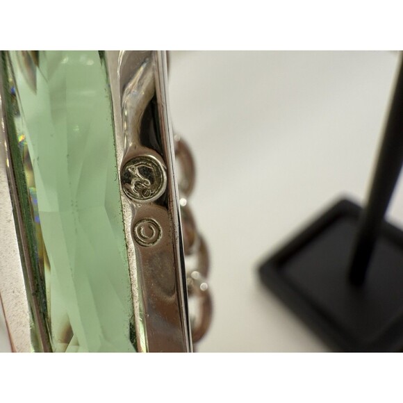 Vintage Bracelet Signed SWAROVSKI Swan Green Crystal Silver Tone W/Toggle Clasp - Picture 2 of 11